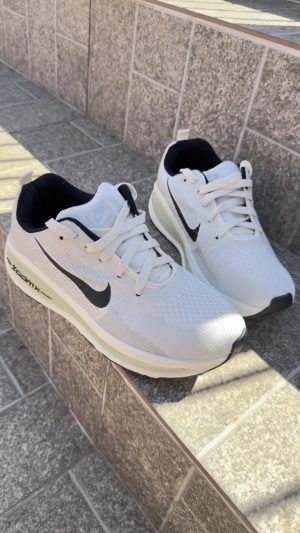 Tênis Nike Air Zoom – Conforto, Estilo e Performance PRIMEIRA LINHA